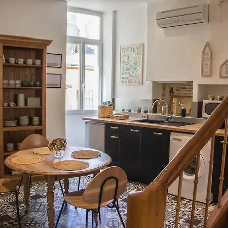 아파트 La Maison Du 16 *